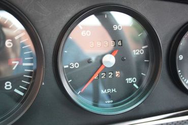 104992