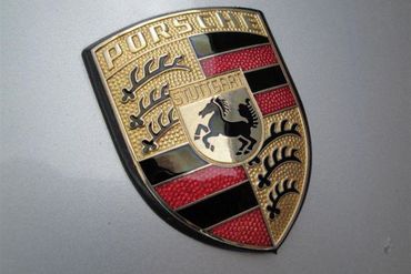 37773