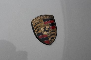 124647
