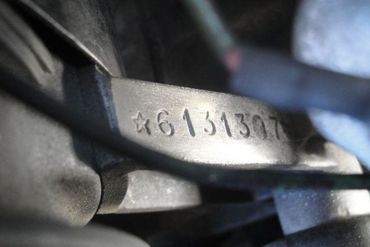 124593