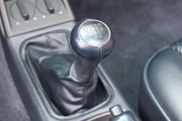 58477