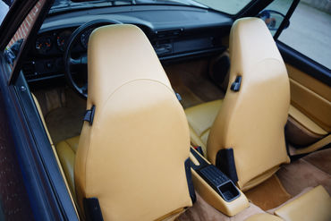 221222 W 993 Carrera 47