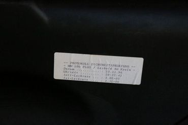 152697