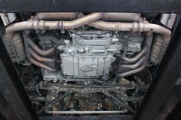 58423