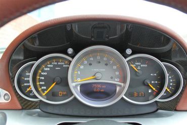 65733