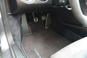 221021 W 997 GT3 35