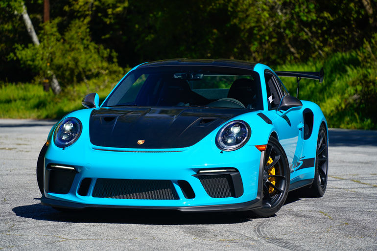 230427 GT3 RS HERO 01