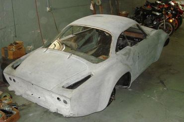29743