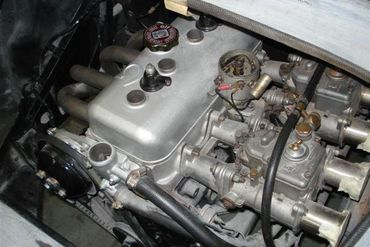 29737