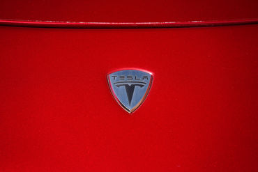 230413 Tesla W 20