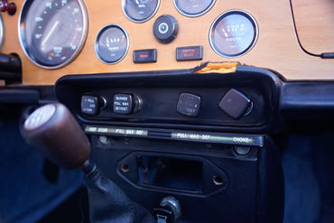 231004 TR6 W 48