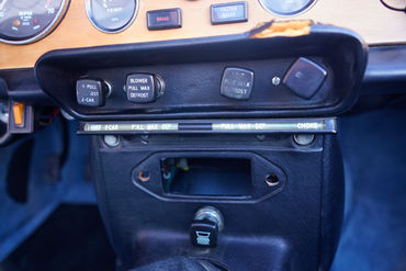 231004 TR6 W 49