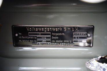 221222 W VW 79
